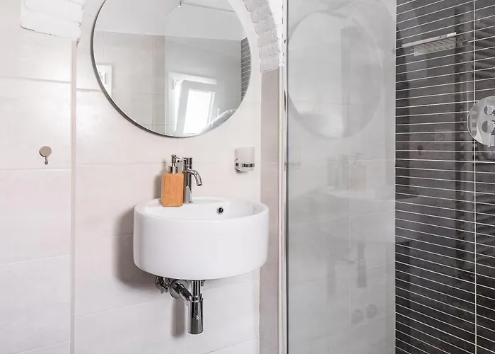 Bologna - Monolocale 20mq - 24h Zola Predosa